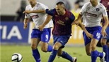Không Messi, chưa Alexis, không bàn thắng